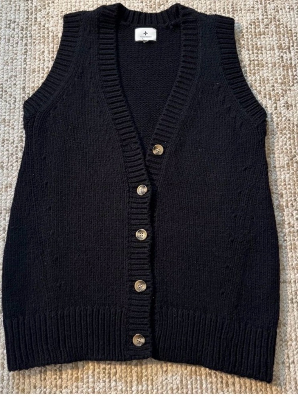 Tuckernuck Black Chunky Knit Button Front Sweater Vest sz M